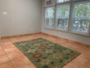 2549 E Glenn St in Tucson, AZ - Building Photo - Building Photo