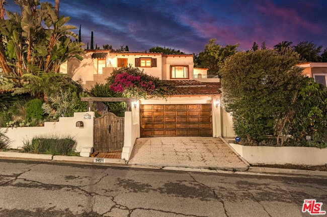 property at 3425 Oak Glen Dr