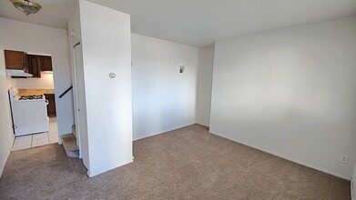 475 Augusta St in Pittsburgh, PA - Building Photo - Building Photo