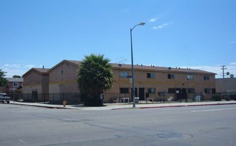 7406 S Broadway Apartments