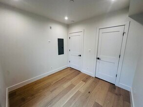 1658 K St NE, Unit 1658 k street NE in Washington, DC - Building Photo - Building Photo