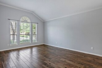 21803 Whispering Forest Dr in Kingwood, TX - Building Photo - Building Photo