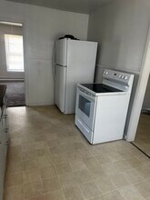 608 Xenia St in Plainview, TX - Building Photo - Building Photo