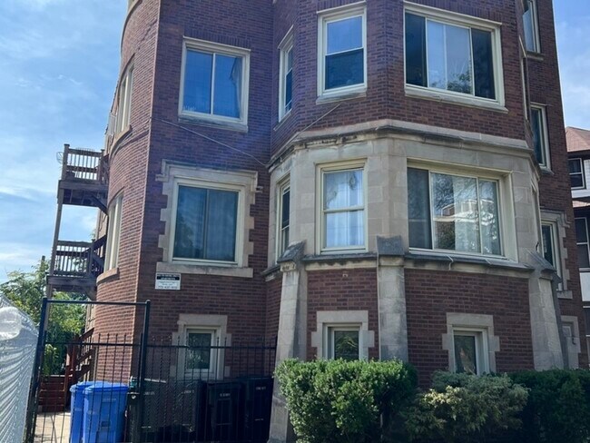 7412 S South Shore Dr in Chicago, IL - Building Photo - Building Photo