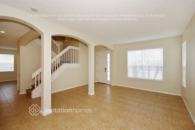 2136 Windcrest Lake Cir in Orlando, FL - Building Photo - Building Photo