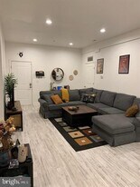 980 N Marshall St in Philadelphia, PA - Building Photo