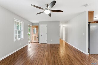 121 Grayson Ave in Madison, AL - Building Photo - Building Photo