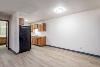 English Meadows Apartments in Fond du Lac, WI - Foto de edificio - Interior Photo