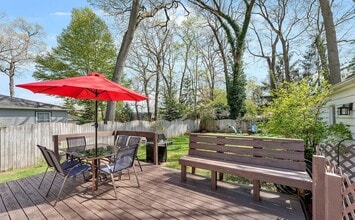 15802 Beach Dr in Spring Lake, MI - Building Photo - Building Photo