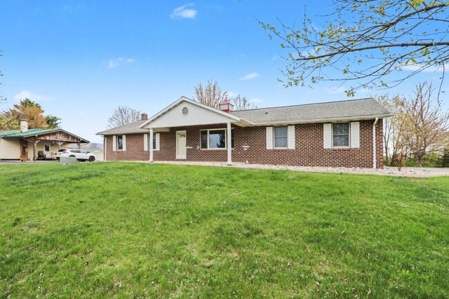 303 Shed Rd in Newville, PA - Building Photo - Building Photo