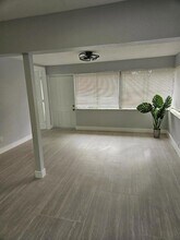 2010 NE 33rd St in Lighthouse Point, FL - Building Photo - Building Photo