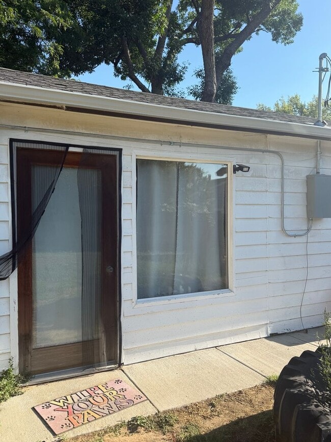 property at 2524 15th Ave Ct
