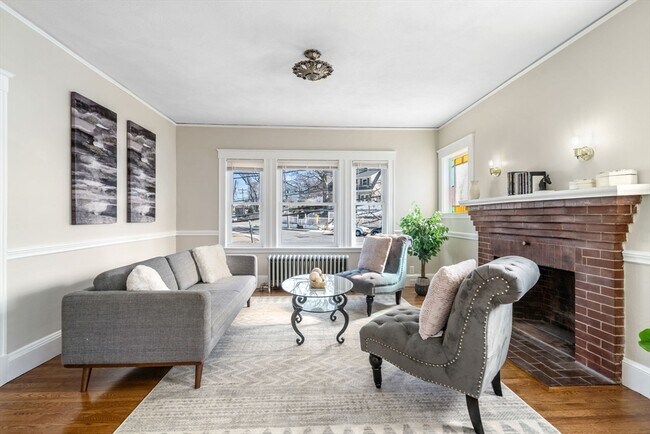 8 Charlesview St in Boston, MA - Building Photo - Building Photo