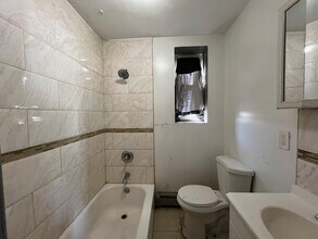 113 Martin Luther King Jr Dr, Unit 2B in Jersey City, NJ - Building Photo - Building Photo