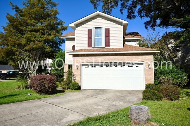 933 Scenic Oak Ln in Fort Walton Beach, FL - Building Photo - Building Photo