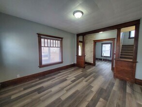 416 Riehl St in Waterloo, IA - Building Photo - Building Photo