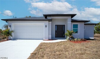 4730 NW 38th Pl in Cape Coral, FL - Building Photo