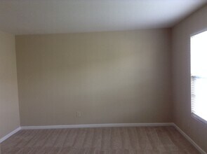 14237 Luscombe Farm Rd in Charlotte, NC - Building Photo - Building Photo