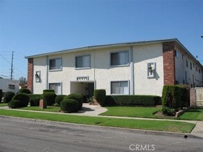 15015 Gramercy Pl in Gardena, CA - Building Photo - Building Photo