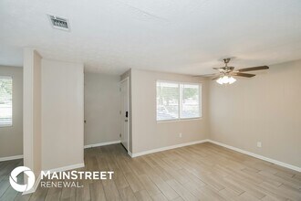 4425 Jana Ln N, Unit 711 in Jacksonville, FL - Building Photo - Building Photo