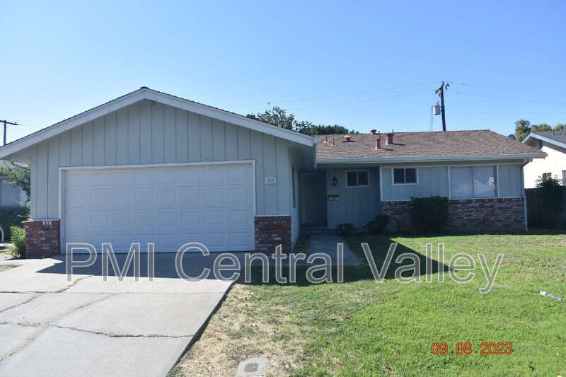 280 Prado Way in Stockton, CA - Building Photo
