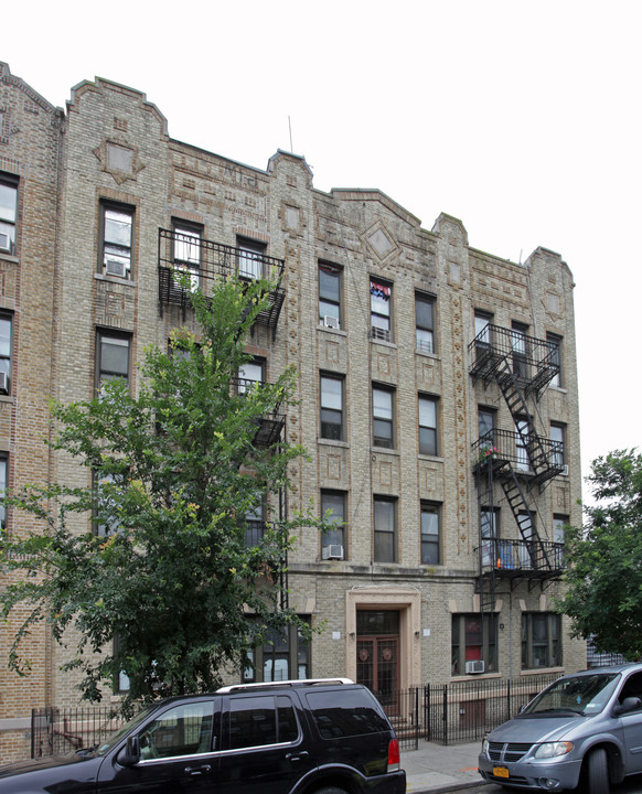 558 E 2nd St in Brooklyn, NY - Building Photo