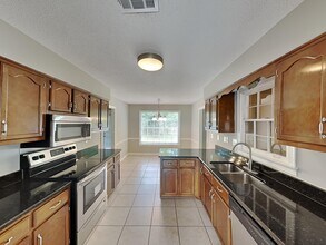 711 Cedar Brake Dr in Memphis, TN - Building Photo - Building Photo
