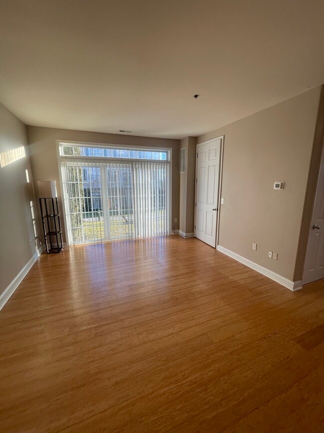 185 Horseshoe Ct in Phillipsburg, NJ - Building Photo - Building Photo