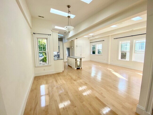 property at 24 Hall St