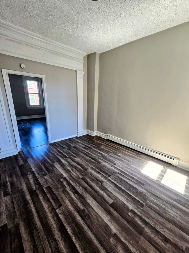 512 W Chew St-Unit -1 in Allentown, PA - Building Photo - Building Photo