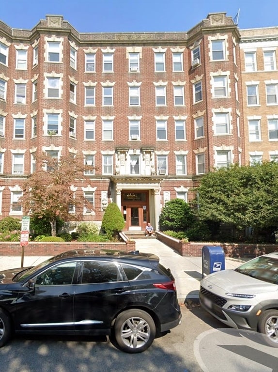 property at 125 Park Dr