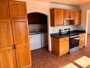 30 Fir Loop in Cedar Crest, NM - Building Photo - Building Photo