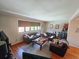 303 Willow Ave in Hoboken, NJ - Building Photo