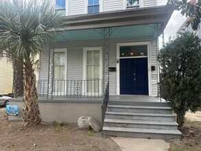 111 E 39th St in Savannah, GA - Foto de edificio - Building Photo