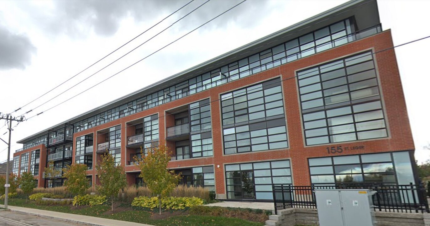 155 St Leger St in Kitchener, ON - Building Photo