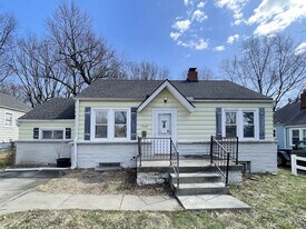 1345 S Liberty St in Independence, MO - Building Photo