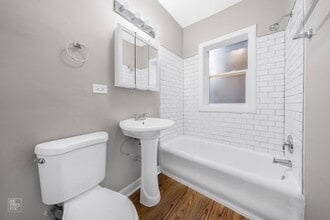 1942 Lombard Ave in Berwyn, IL - Building Photo - Building Photo