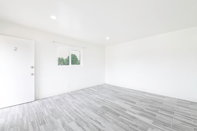 248 E Norton St in Long Beach, CA - Building Photo - Building Photo