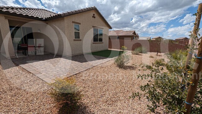 7845 S New Strike Way in Tucson, AZ - Building Photo - Building Photo