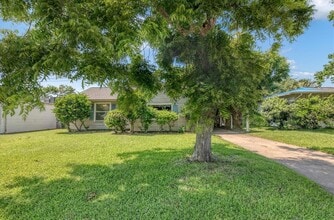 119 Barracuda Ave in Galveston, TX - Building Photo - Building Photo