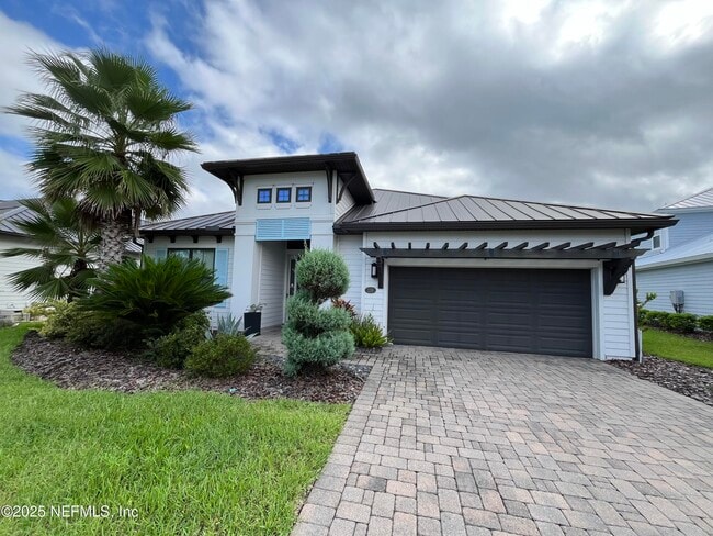 property at 139 Marquesa Cir