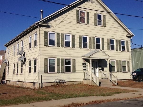 5 Austin St in Blackstone, MA - Building Photo