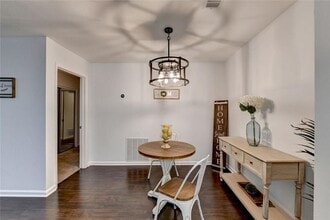 3101 Pine Heights Dr NE in Atlanta, GA - Building Photo - Building Photo