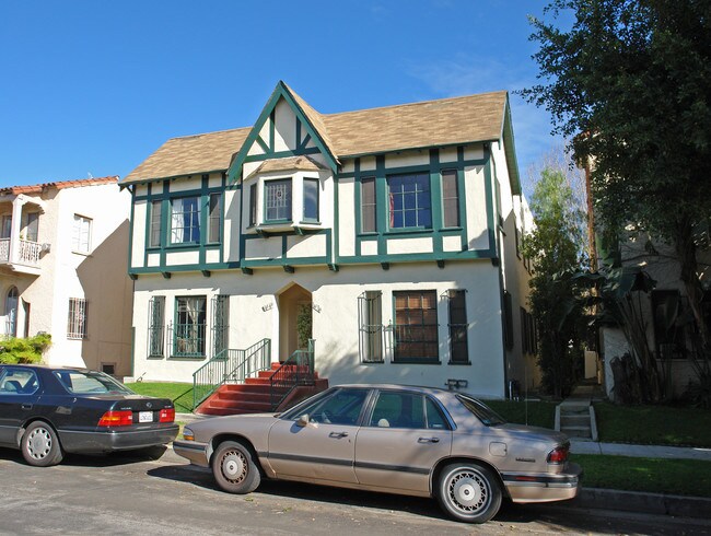 346 N Spaulding Ave in Los Angeles, CA - Foto de edificio - Building Photo