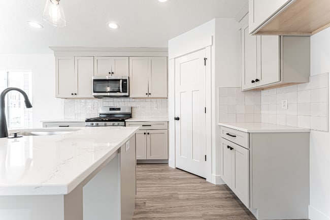 3877 E 950 N in Lehi, UT - Building Photo - Building Photo