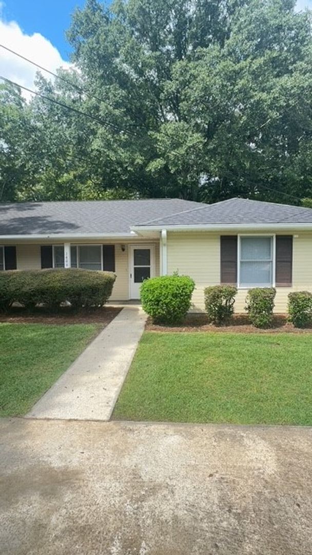 1406 S Jennings Ave in Lanett, AL - Building Photo - Building Photo