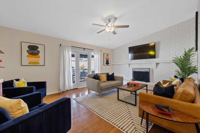 property at 314 W Taro Ln
