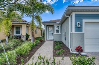 10331 Bonavie Cv Dr in Ft. Myers, FL - Building Photo - Building Photo