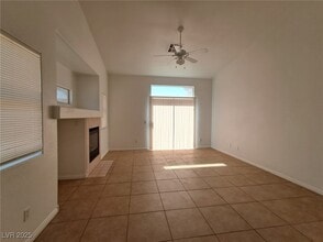 2642 Sunday Grace Dr in Henderson, NV - Building Photo - Building Photo