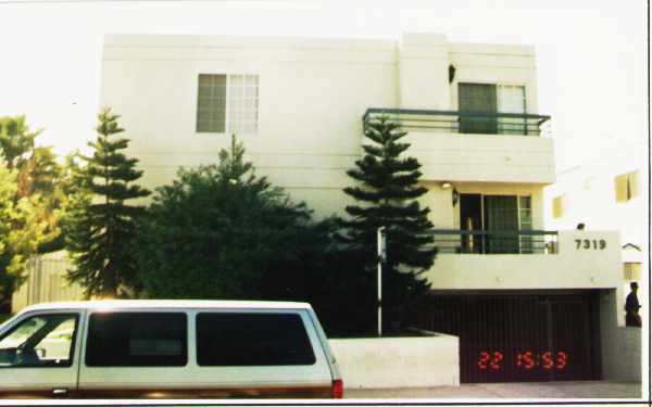 7319 Milwood Ave in Canoga Park, CA - Building Photo - Building Photo